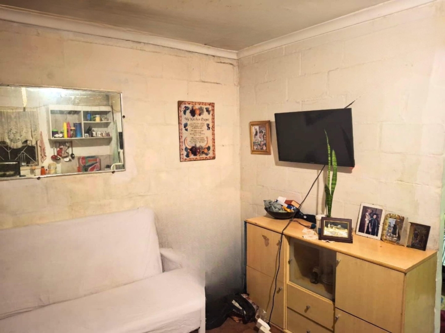 1 Bedroom Property for Sale in Wesbank Western Cape